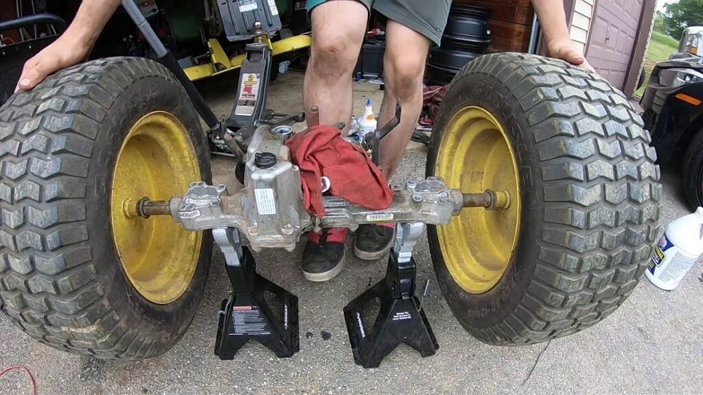 John Deere L120 Transmission Problems: Causes, Symptoms, and Fixes