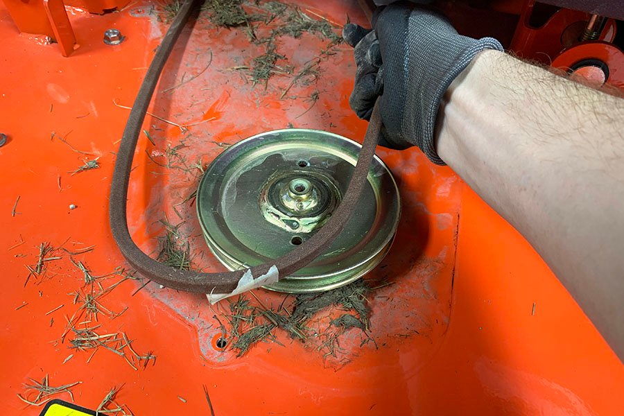 How to Change a Belt on a Riding Mower: Step-by-Step Guide