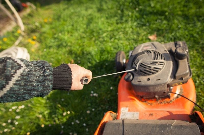 How to Fix a Lawn Mower: Easy Troubleshooting and Repair Tips