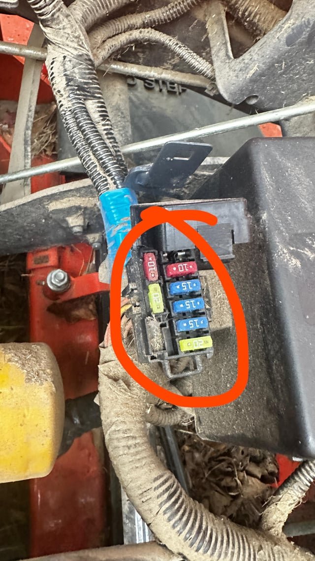 Kubota B3200 No Crank No Start: Causes, Diagnosis, and Fixes